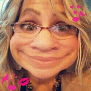 Meet your Posher, Lori